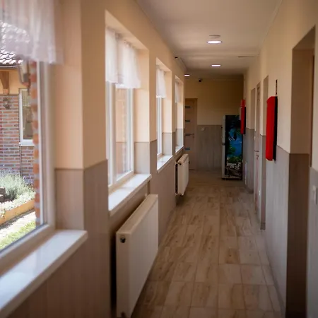 Apartmanhaz * Gyula