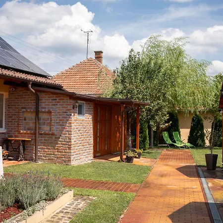 Apartmanhaz Apartman