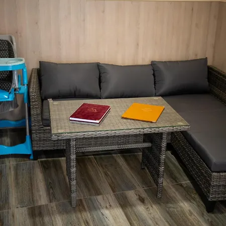 Apartmanhaz Apartment *