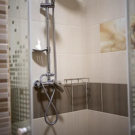 Apartmanhaz Apartman *